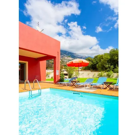 Vali * Trapezaki (Kefalonia)