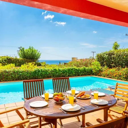 Vali Villa *